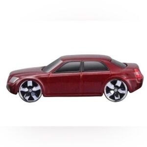 Maisto RV770 Chrysler 300 C Hemi Maroon 1/64 Diecast Car Luxury Rims